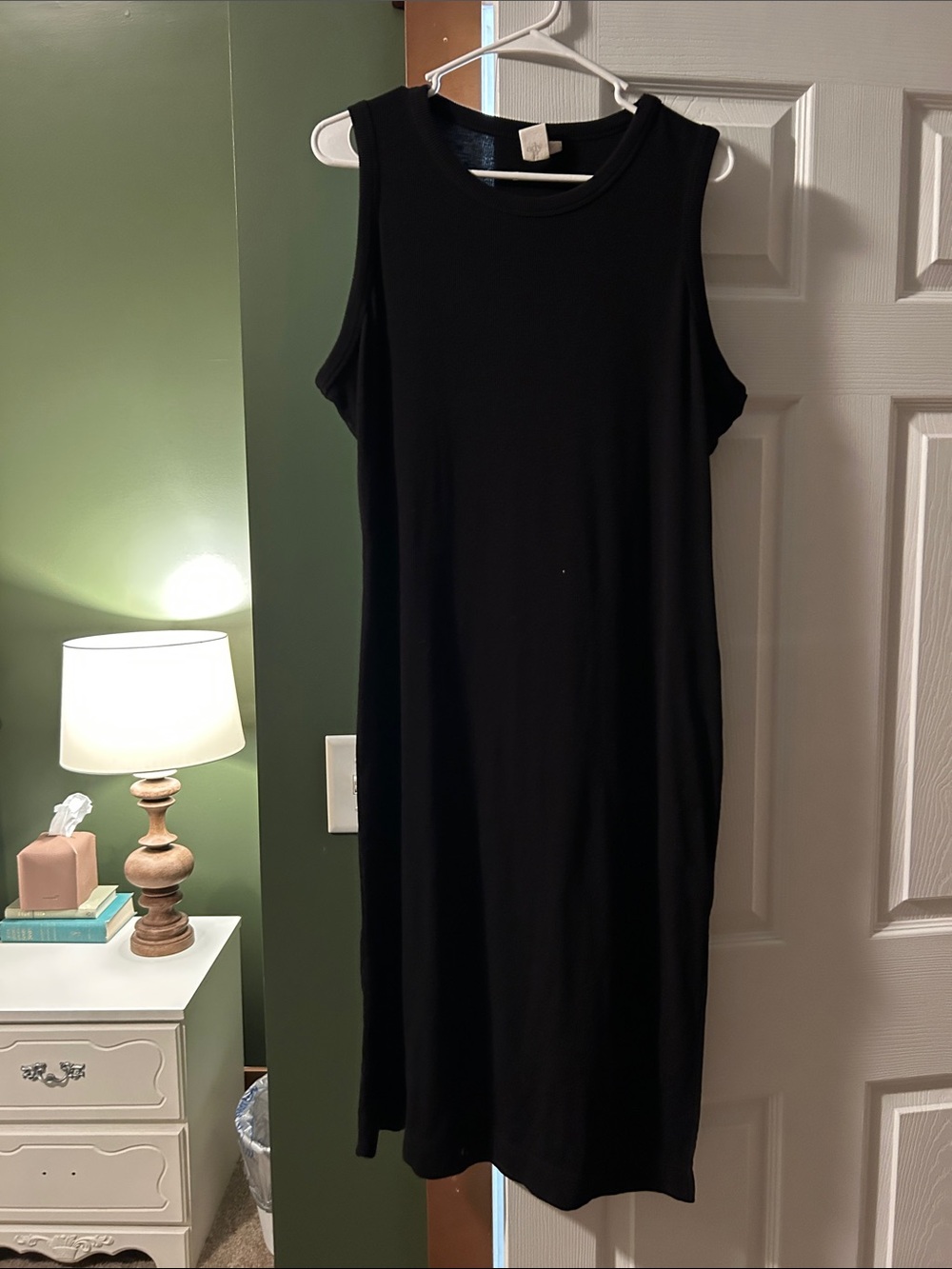 Sleek Black Sleeveless Maxi Dress - Unbranded